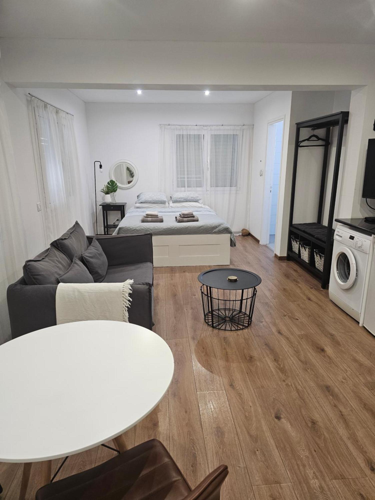 City Center Apartments Пафос Экстерьер фото