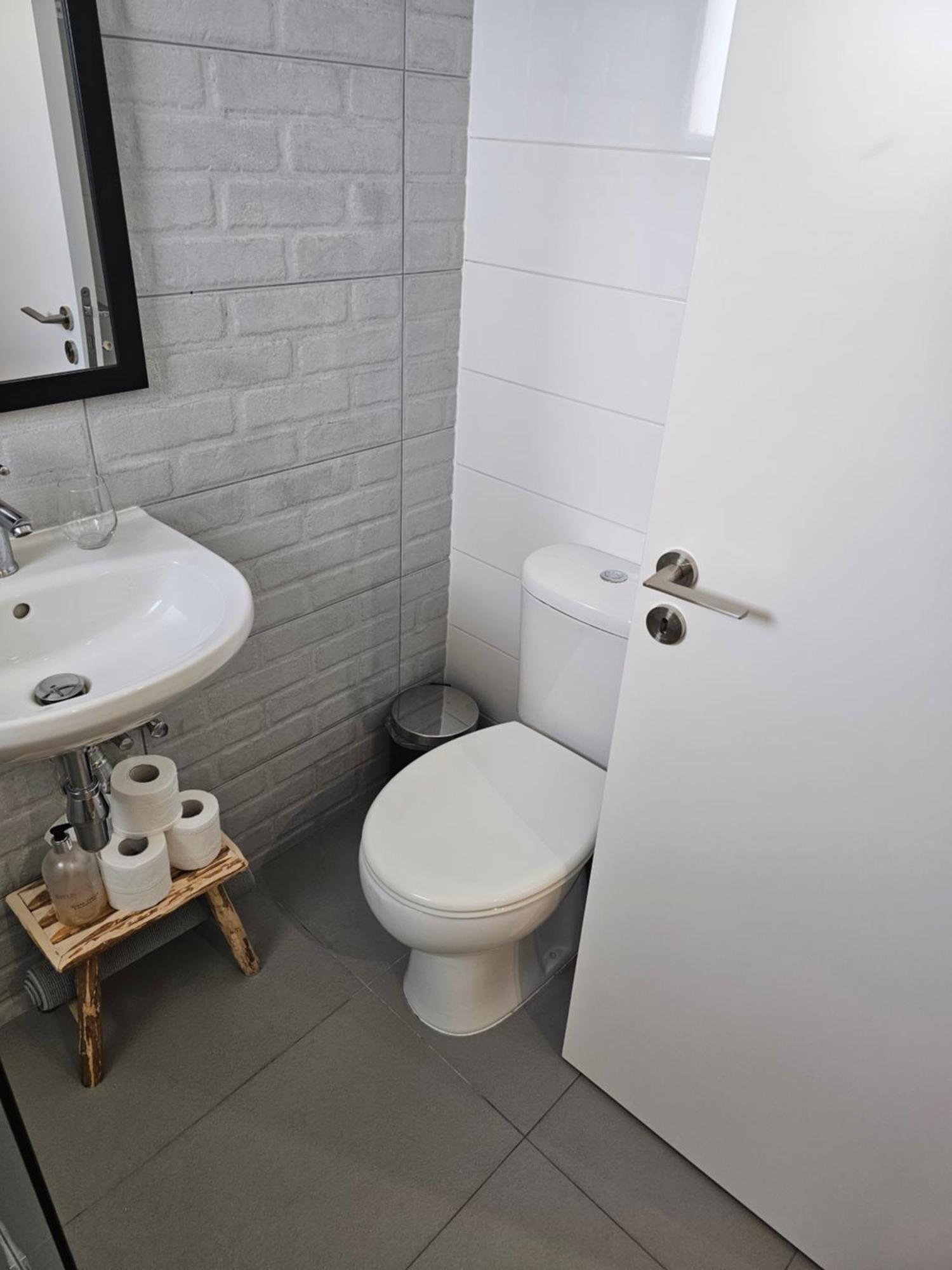 City Center Apartments Пафос Экстерьер фото