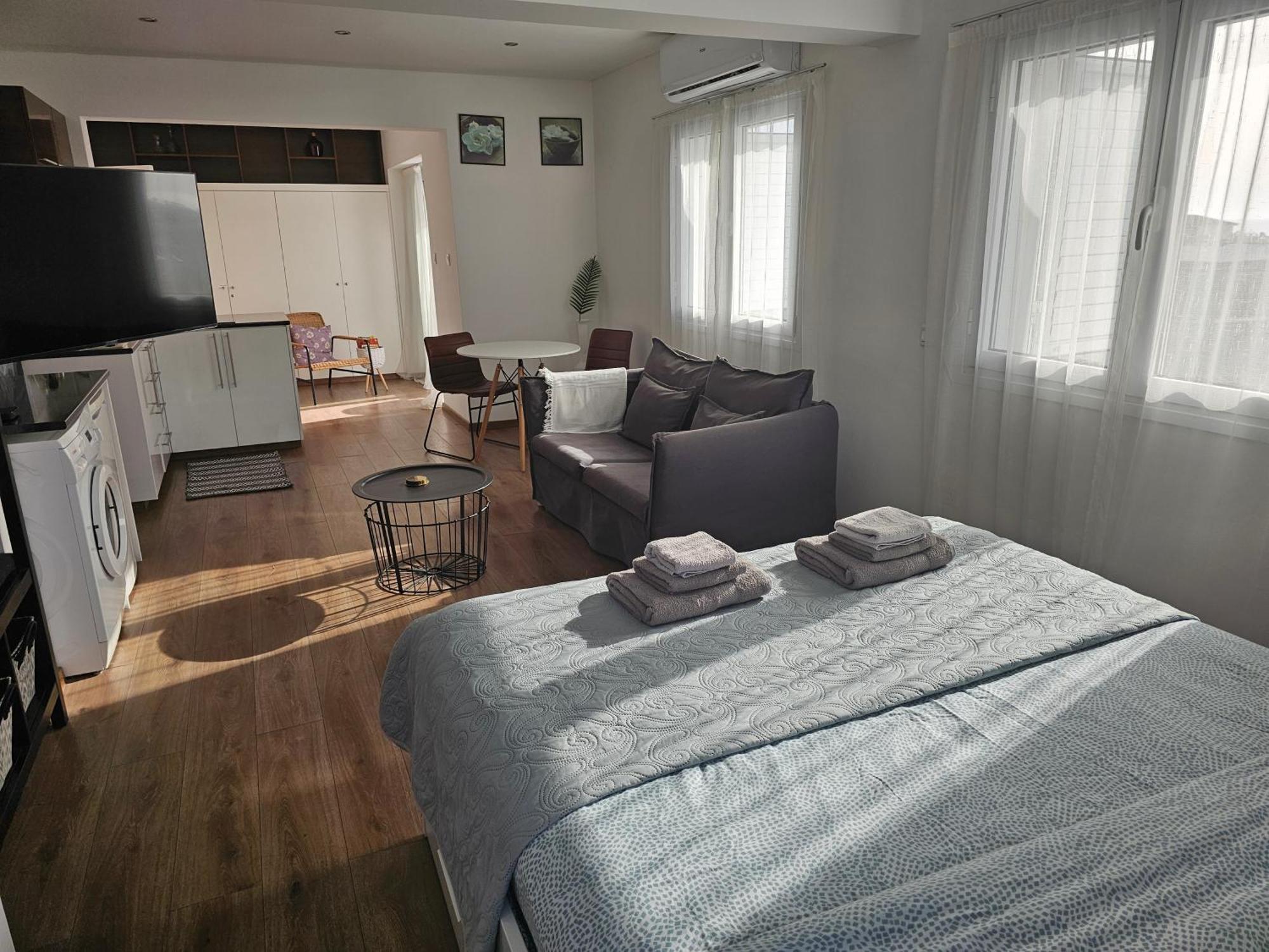 City Center Apartments Пафос Экстерьер фото