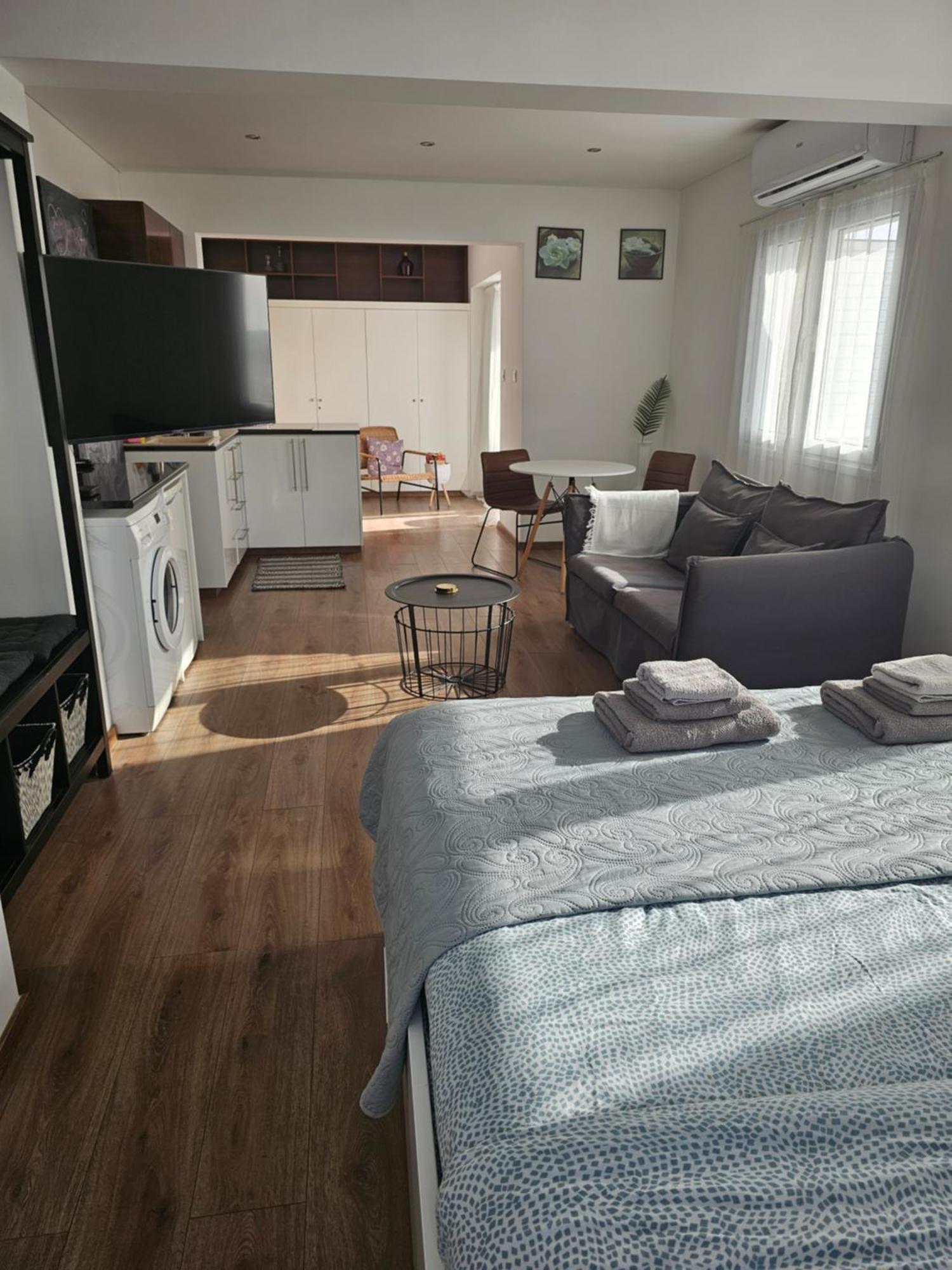 City Center Apartments Пафос Экстерьер фото