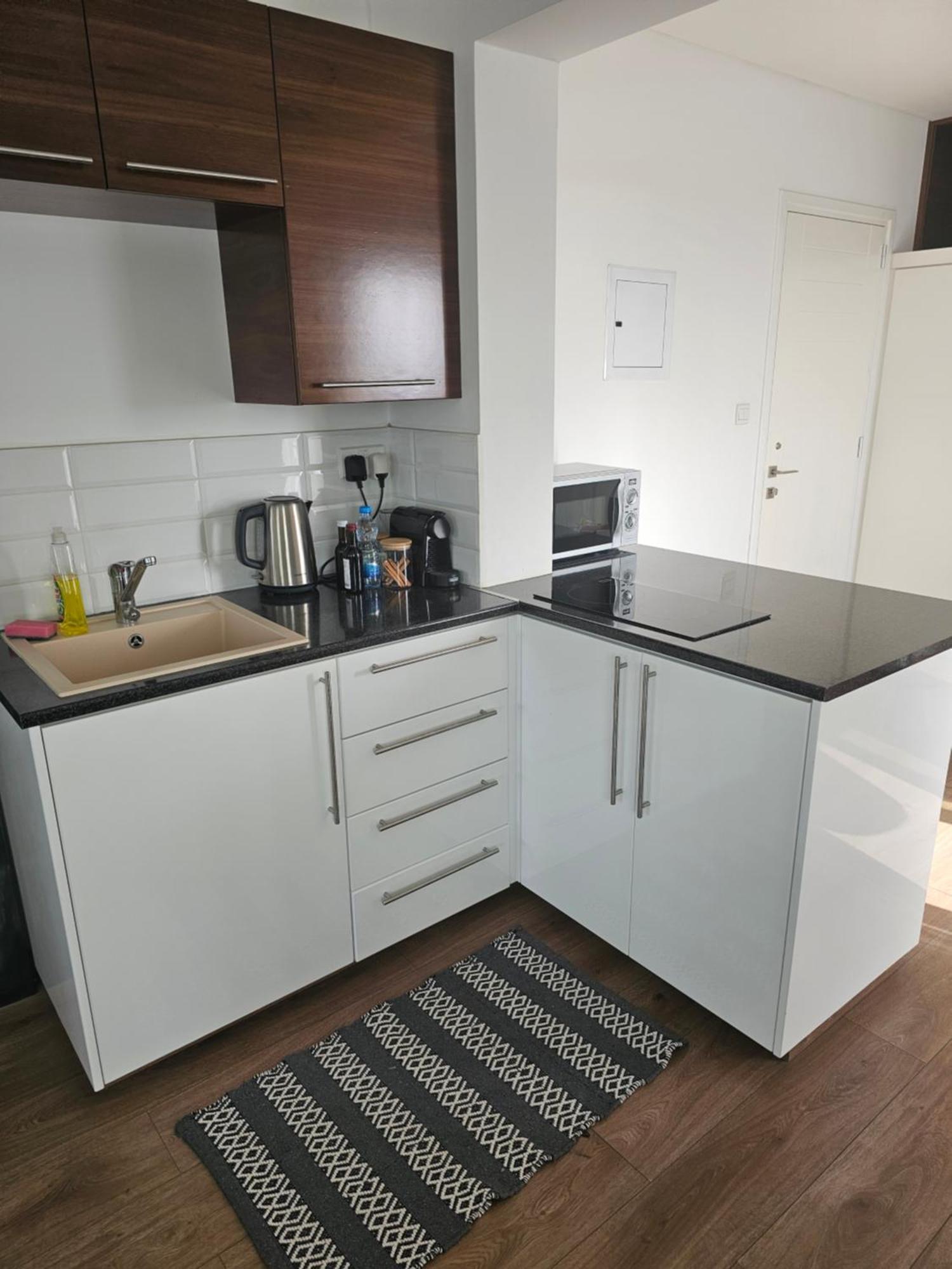 City Center Apartments Пафос Экстерьер фото