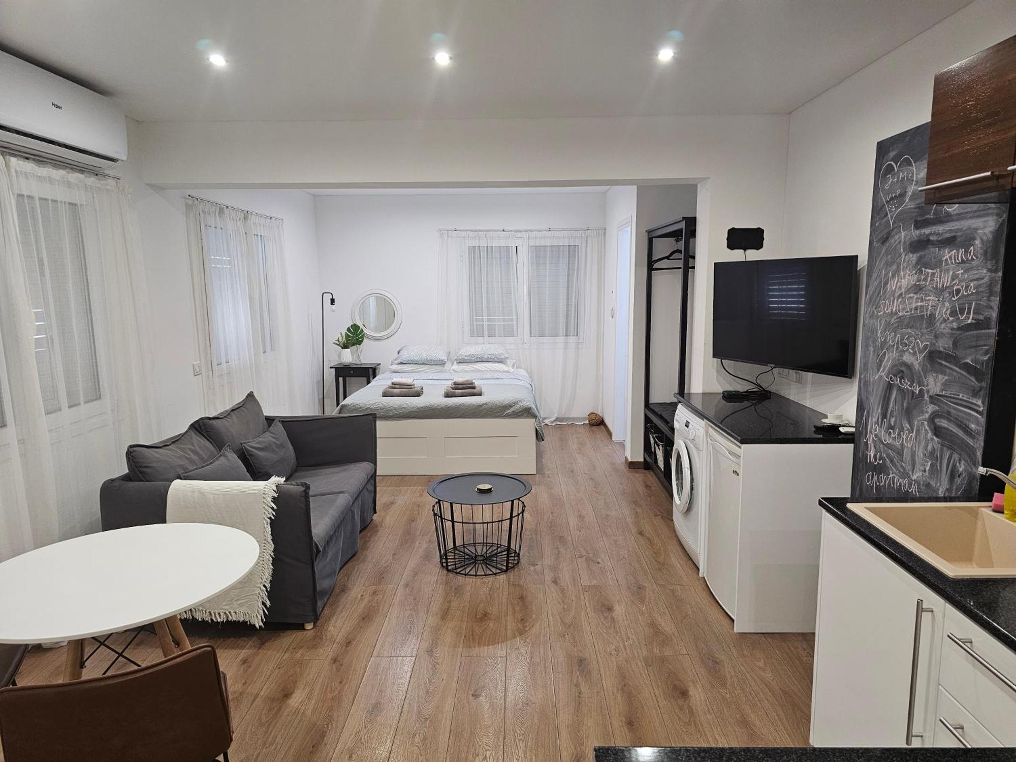City Center Apartments Пафос Экстерьер фото