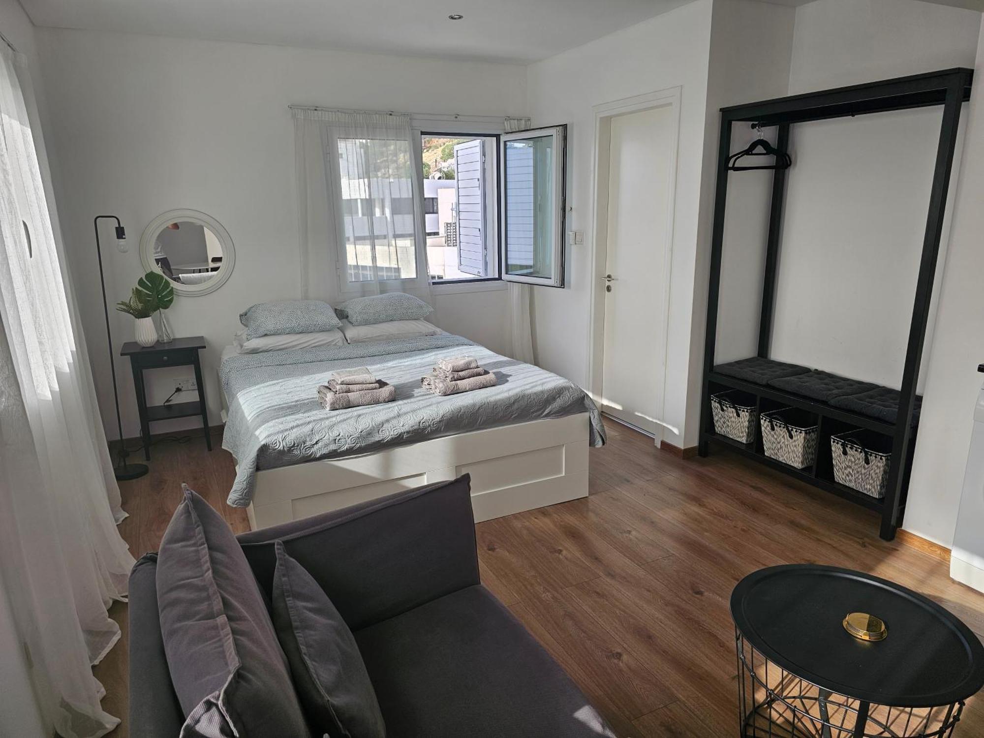 City Center Apartments Пафос Экстерьер фото