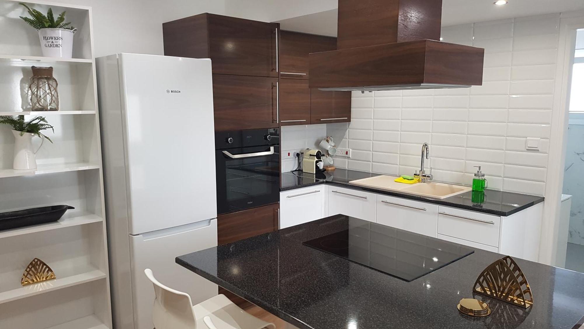 City Center Apartments Пафос Экстерьер фото